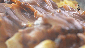 大火蒸至15分鐘即可。