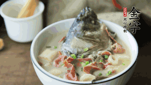 出鍋前可以撒上少許蔥花點綴。